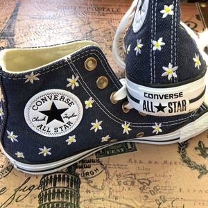Denim embroidered Converse